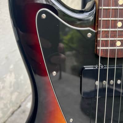 Fender Blacktop Jazzmaster HS 2011 - 2013 - 3-Color Sunburst image 3