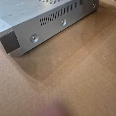 Zenith HDV420 High-Definition Digital TV Receiver / Tuner – Silver image 5