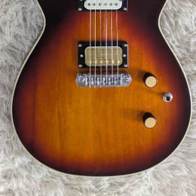 Gretsch Streamliner Jet Electric Guitar, Laurel Fretboard, Duo-Tone Burst - Demo image 1