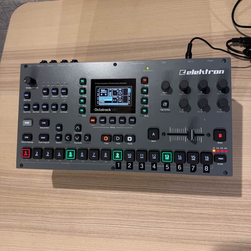2017 – 2021 Elektron Octatrack MkII Dynamic 8-Track Performanc…