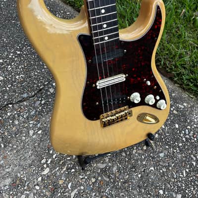 Fender Deluxe Player Stratocaster with Seymour Duncan pickups Blond ash image 3