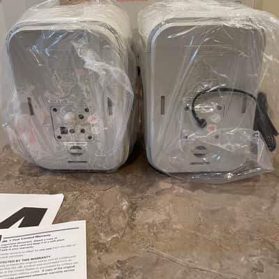 JBL Media4 20W 2-Way Studio Monitors & DV-9319B Power Supply MINT image 4