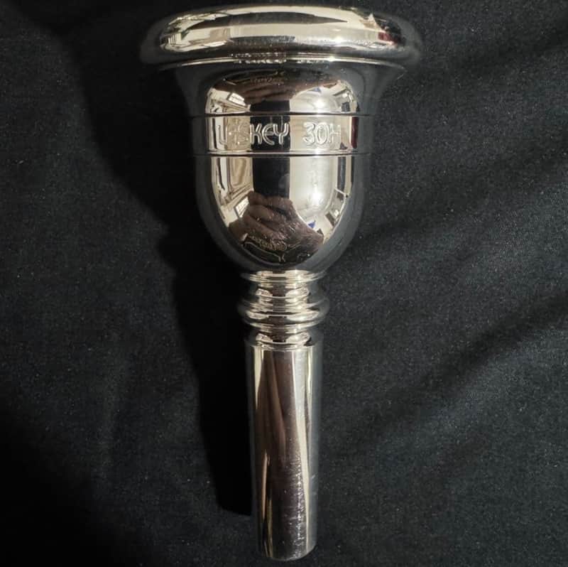 Laskey 30H (American Shank) 2025 - Silver image 1