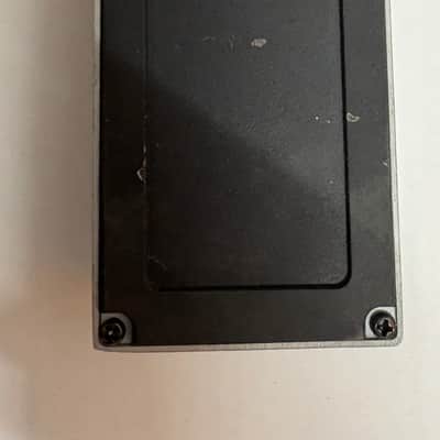 Boss TR-2 Tremolo (Silver Label) 1997 - Present - Green image 2