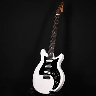 Eastman D'Ambrosio Series DC'64- Vintage White 2025 (25122) image 11