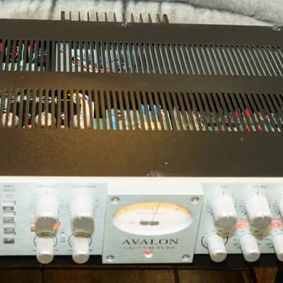 Avalon VT-737sp Vacuum Tube Channel Strip Preamp EQ Compressor 737 sp image 5