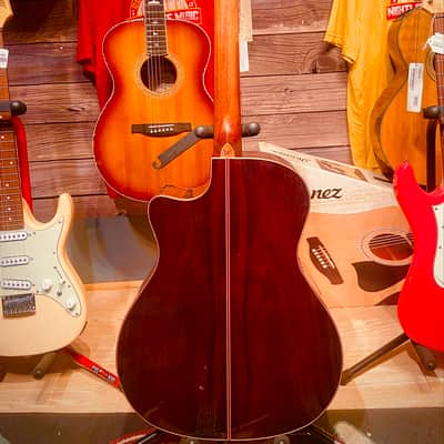 Washburn WCG25SCE Comfort Series Grand Auditorium Cutaway with Electronics 2010s - Natural image 3