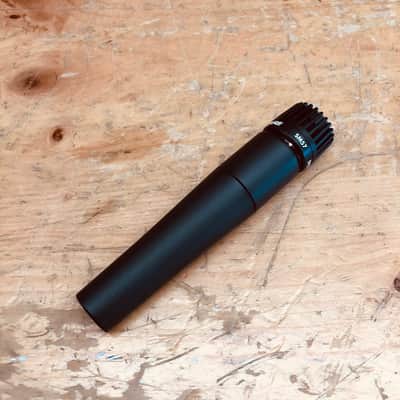 Shure SM57 Dynamic Microphone