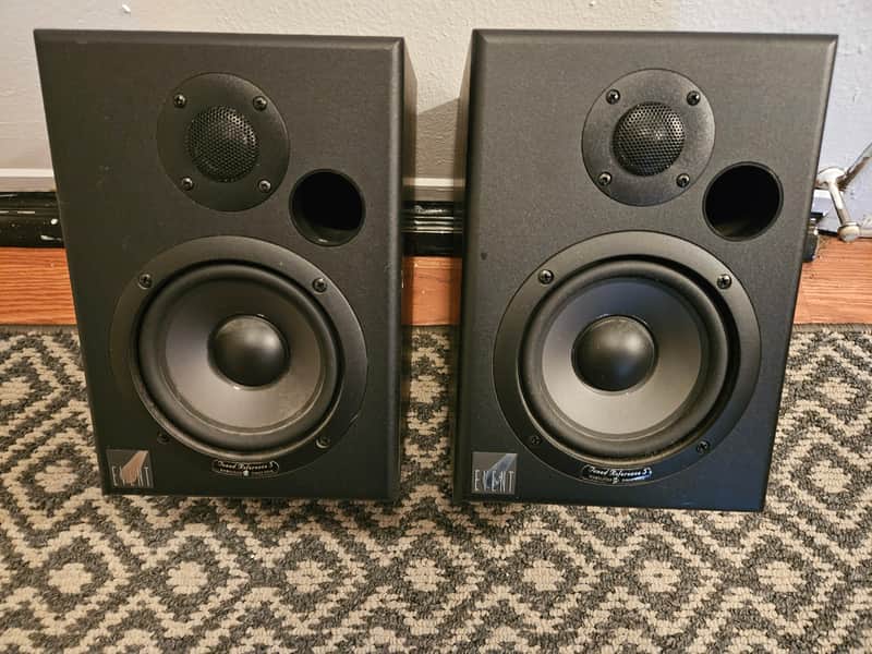 Event Electronics TR 5 - Powered Monitors image 1