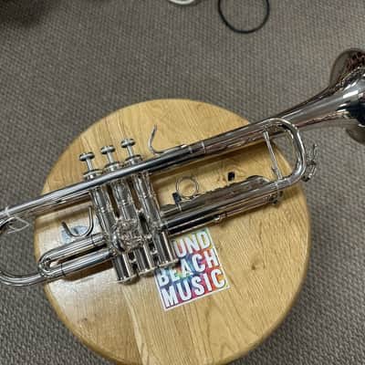 Allora ATR-580 Chicago Series Professional Silver Plated Bb Trumpet w/ Case image 1