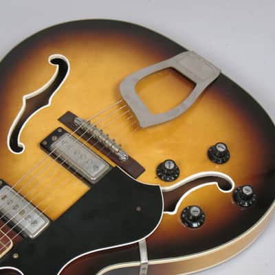 Hagstrom Viking  1967 Sunburst image 7