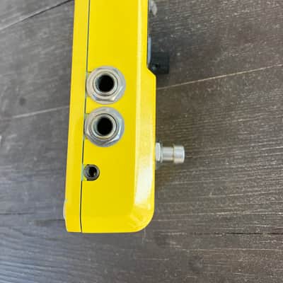NuX Loop Core Stereo 2023 - Present - Yellow image 4