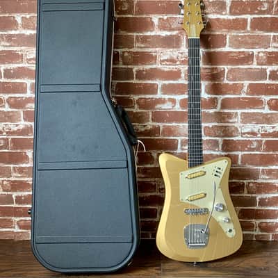 Uma Guitars Jetson 2 "Gold Leaf" w/ Mastery bridge & Vibrato NEW/2020 DEMO VIDEO ADDED (Authorized Dealer) image 20
