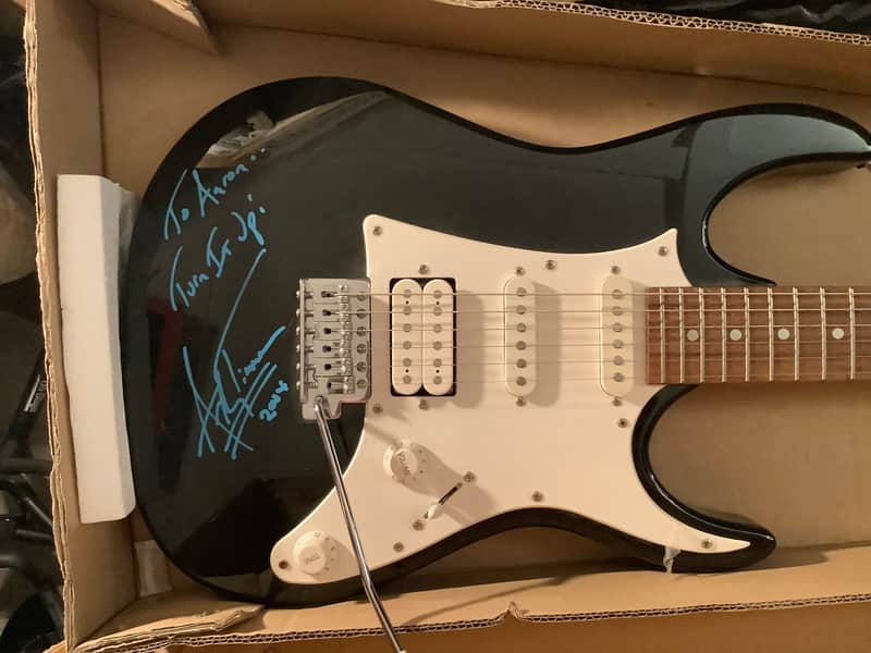 REDUCED until end of Feb then goes to Auction. Ibanez Signature 2004 - Black and white image 1