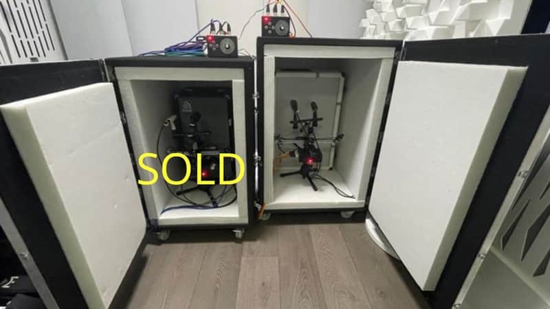 Guitar cabinet, isolation cabinet, custom-Built Guitar/Bass Isolation Cabinets with IR Capturing & Advanced Microphone Robots image 1