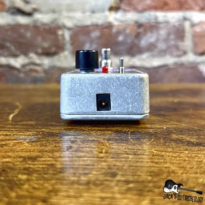 Electro-Harmonix Neo Clone *USED* (2020s - Silver) image 5