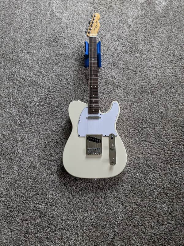 Fender Standard Telecaster 2025 - Present - Olympic White
