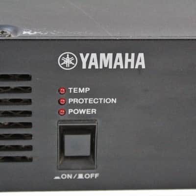 Yamaha C320 2-Channel Power Amplifier image 3