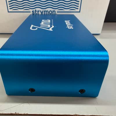 Strymon Zuma 9-Output High Current DC Power Supply W Box 2016 - Present - Blue image 5