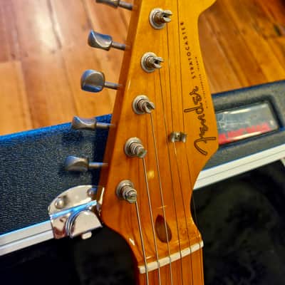 Fender American Vintage '57 Reissue Stratocaster - 1994/1995 image 5