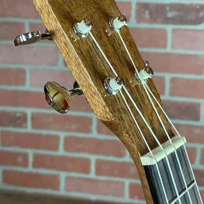 Lanikai All Solid Mahogany Tenor Acoustic-electric Ukulele image 3