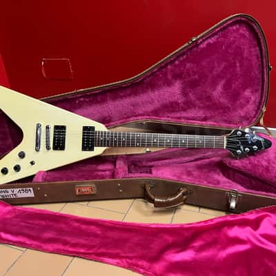 Gibson Flying V Alpine White 1984 image 7