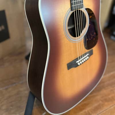 Martin  D28  - Satin Amberburst #2816802 /4lbs. 11.4oz image 4