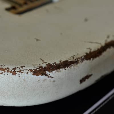 Fender Stratocaster Custom American Performer Heavy Relic Nitro Vintage White image 23