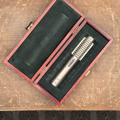 Royer Labs R-121 Ribbon Microphone. R121 R 121 image 2