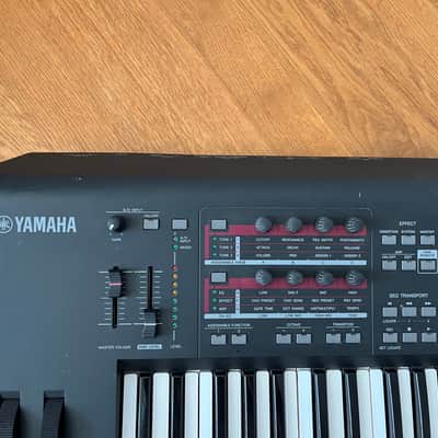 Immagine Yamaha MOX6 Production Synthesizer 2006 - Present - Black - 4