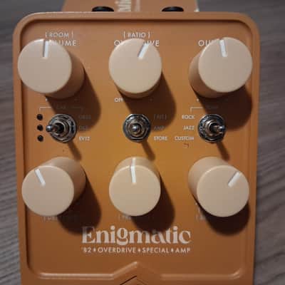 Universal Audio Enigmatic '82 Overdrive Special Amp 2024 - Present - Gold image 4