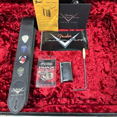 Fender Custom Shop American Custom Stratocaster NOS (2024) - Chocolate 3-Color Sunburst #17134 with Original Hard Case image 14