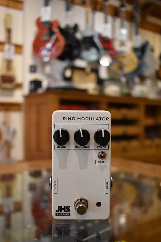 JHS 3 Series Ring Modulator image 1