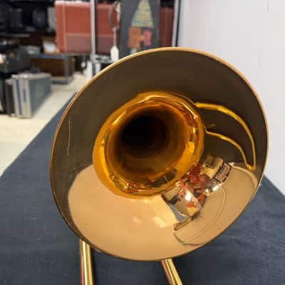 Used Yamaha YSL-448G Intermediate Bb/F Tenor Trombone with Original Case Mouthpiece Just Serviced image 5
