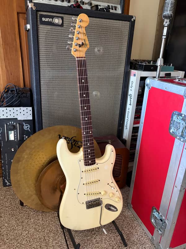 1987 Squier Stratocaster - Aged White image 1