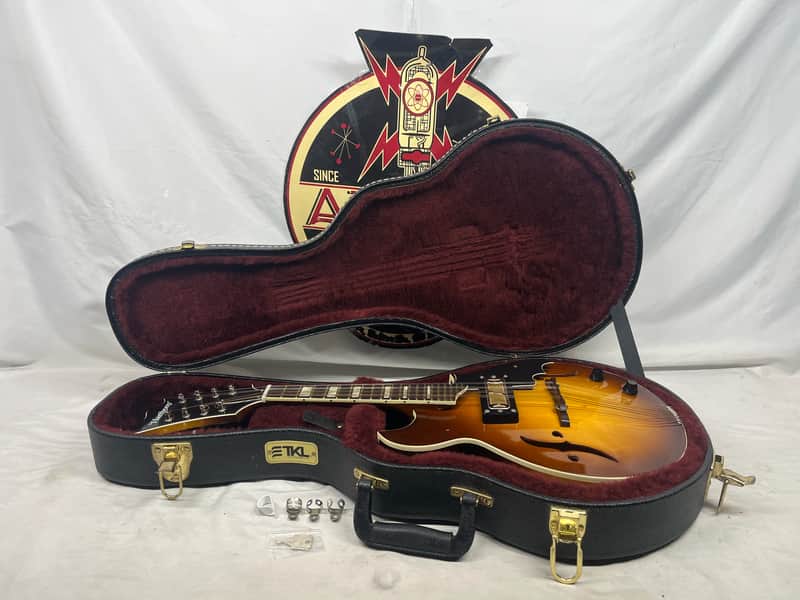 Immagine Harmony H-35 "Batwing" Acoustic Electric Mandolin with Case - 1