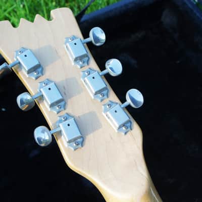 Mosrite USA V65 Mark I 1994 - blue metalic image 11