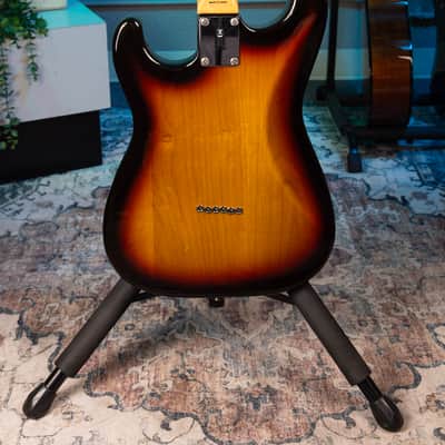 Fender FSR Traditional Stratocaster XII 2008 - 3-Color Sunburst image 4