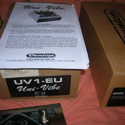 Dunlop UV-1 Uni-Vibe Chorus / Vibrato  and Foot Control image 7