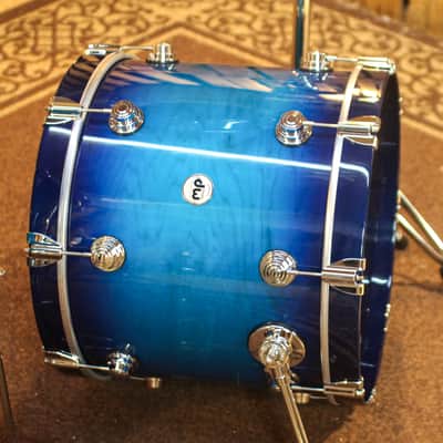 DW Collector's Maple SSC Regal to Royal Blue Burst Drum Set - 20,12,14 - SO#1444192 image 2