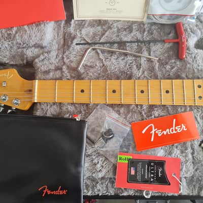 Fender American Ultra Stratocaster with Maple Fretboard 2019 - 2021 Mocha Burst image 4