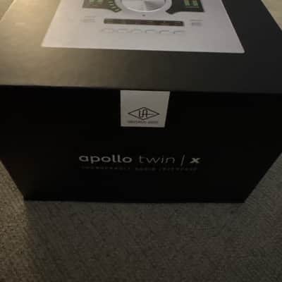Universal Audio Apollo Twin X Duo Gen 2 Thunderbolt Audio Interface 2024 - Present - Silver image 3