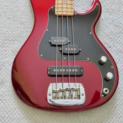G&L Series SB-2 Bass with Maple Fretboard Mid 1995 - Fullerton Red image 6