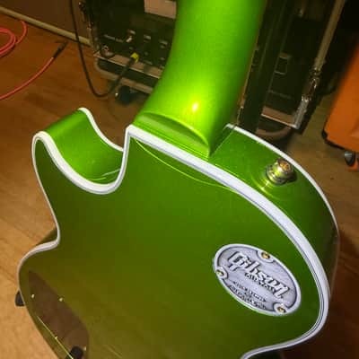 Gibson Custom Shop Made 2 Measure Les Paul Custom w/ Ebony Fingerboard Gloss Gecko Green Sparkle image 22
