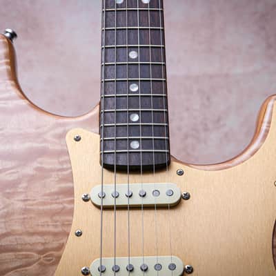 FENDER USA Rarities Series Quilt Maple Top American Original '60s Stratocaster "Natural + Rosewood" (2019) image 5