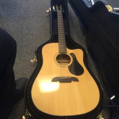 Alvarez RD8C Acoustic Electric Guitar in Very Good Condition. OHSC. $199 Weekend Special image 2