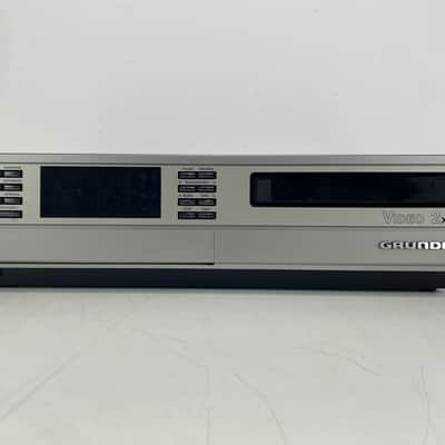 Grundig - 2x4 - Video 2000 EURO - VCR - Video Cassette Recorder - Fully Serviced image 8