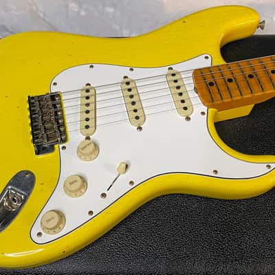 NEW! Fender Custom Shop Special Run '69 Stratocaster Journeyman Relic - Handwound P/U's - Aged Graffiti Yellow - Reverse Headstock - 7.7lbs - Authorized Dealer - One OFF! SUPRE RARE! G06783 image 4