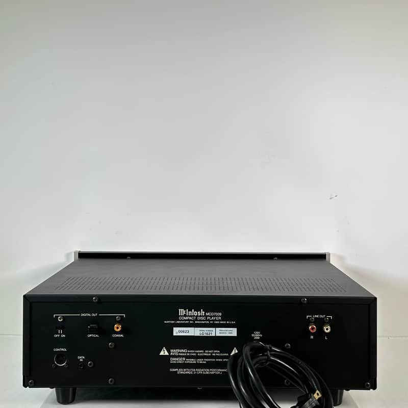 McIntosh MCD-7009 CD Player w/ Remote | Reverb