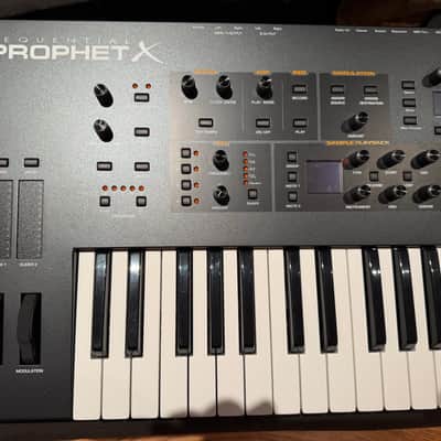 Sequential Prophet X 61-Key 16-Voice Polyphonic Synthesizer 2018 - Present Black